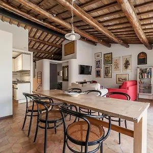 Banchi Vecchi With Terrace Rome